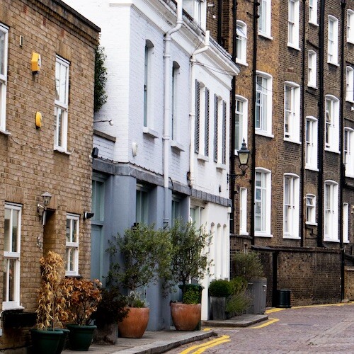 Spacious Notting Hill flats with gorgeous terrace gardens